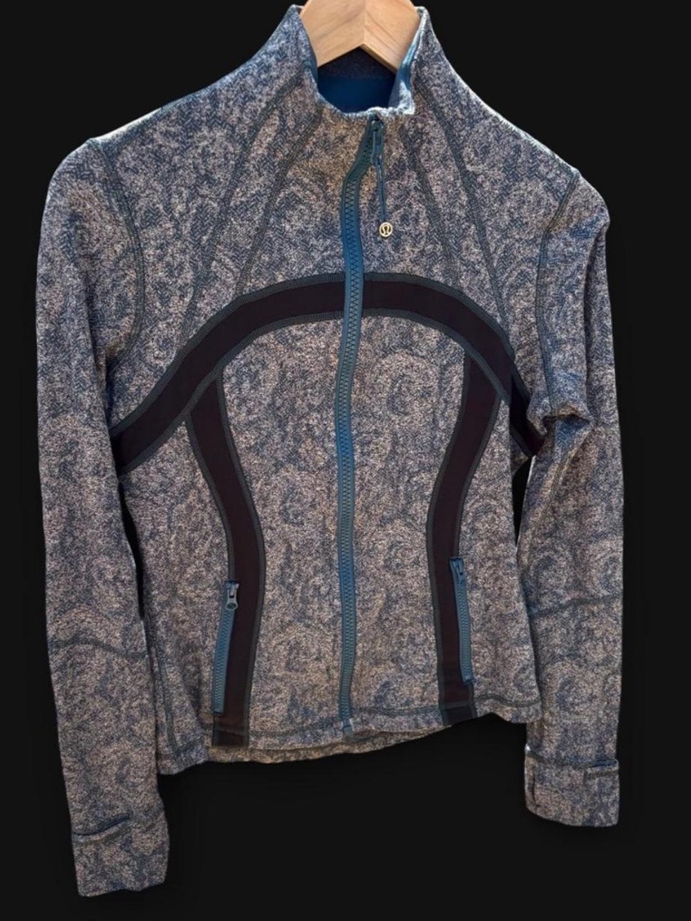 lululemon athletica Heathered Blue-Gray Zip Athletic Jacket